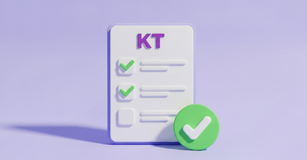 KT 체크리스트가 있고 우측 하단에 확인 아이콘이 있는 이미지